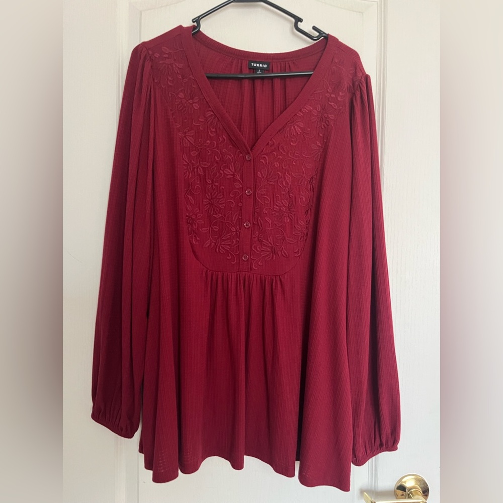 Torrid long sleeve shirt. Cranberry color. 2X